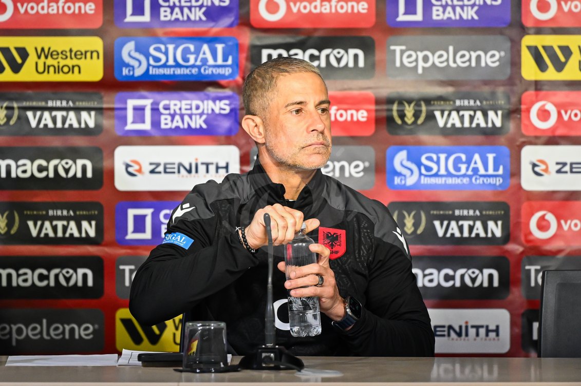 Piłka Nożna: Konferencja prasowa reprezentacji Albanii. - Agencja Fotograficzna